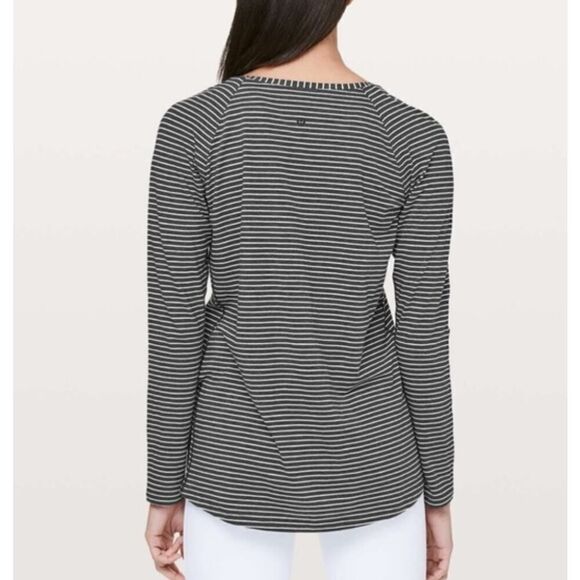 Lululemon Athletica Emerald Stripe Top Tee Long Sleeve Heathered Black Size 8 - Picture 4 of 9